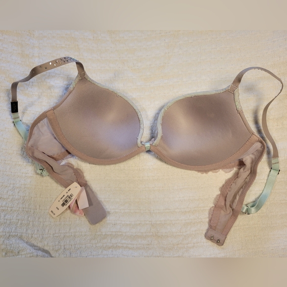 34B Victoria's Secret Padded Demi Bra - Picture 2 of 11